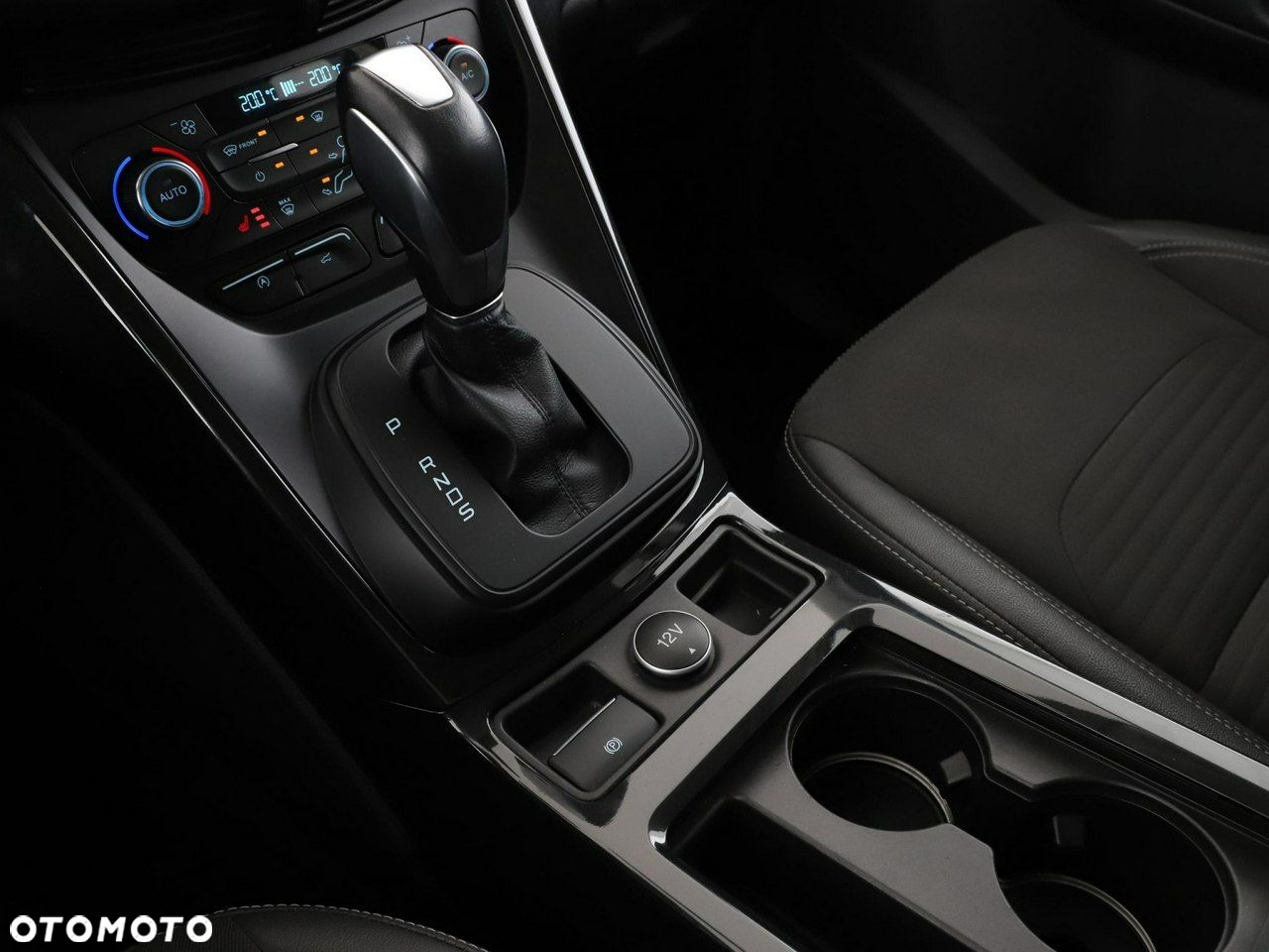 Ford Kuga 1.5 EcoBoost 4x4 Titanium - 27