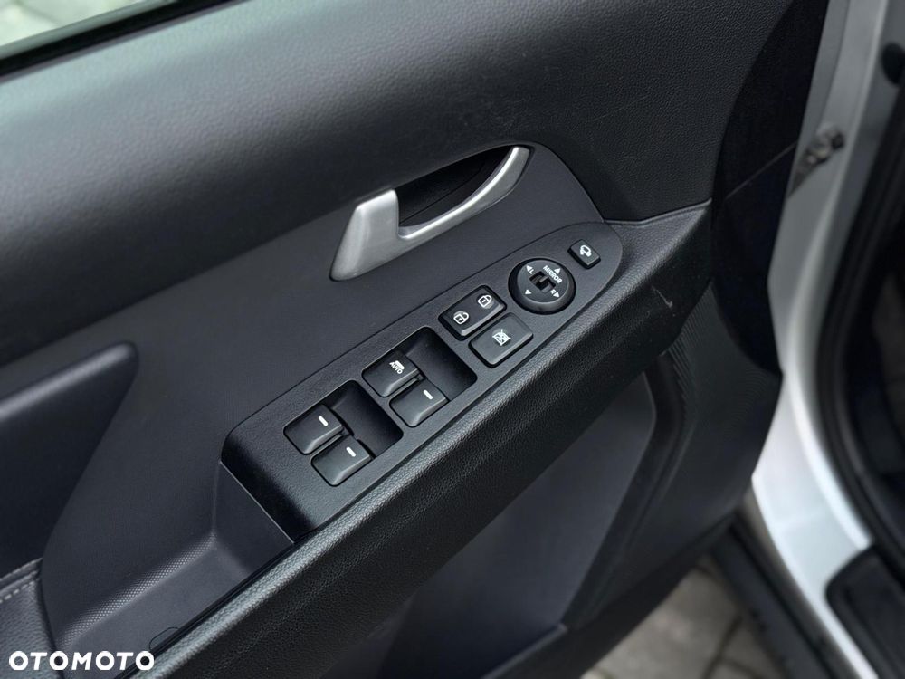 Kia Sportage - 13
