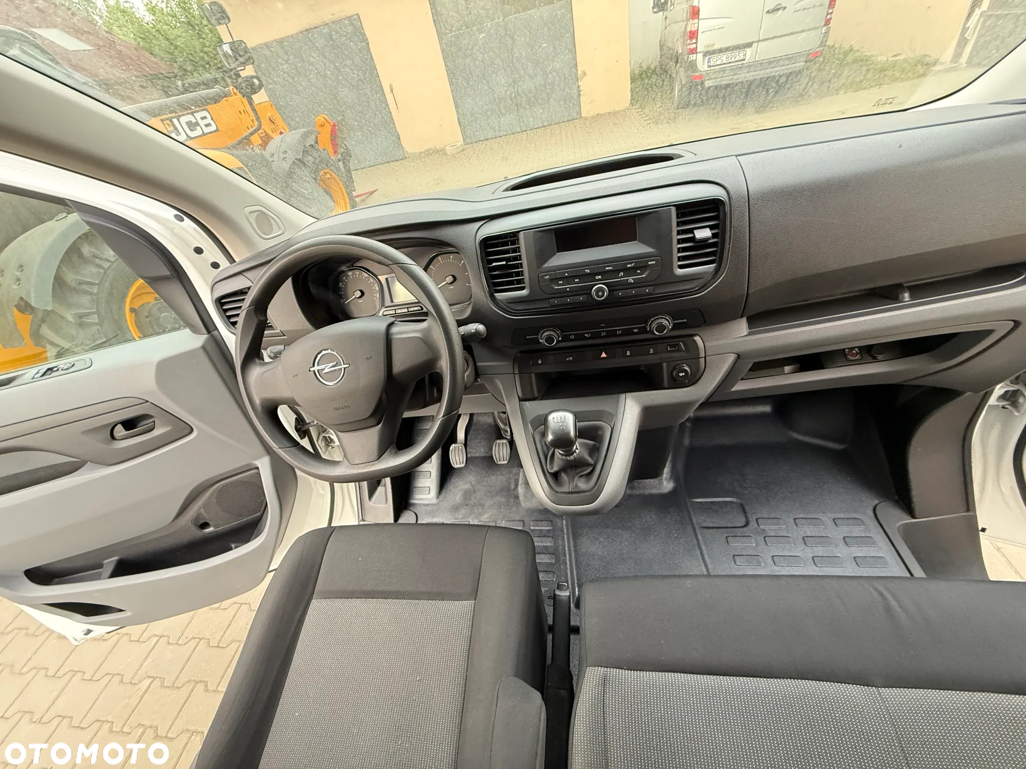 Opel VIVARO - 18