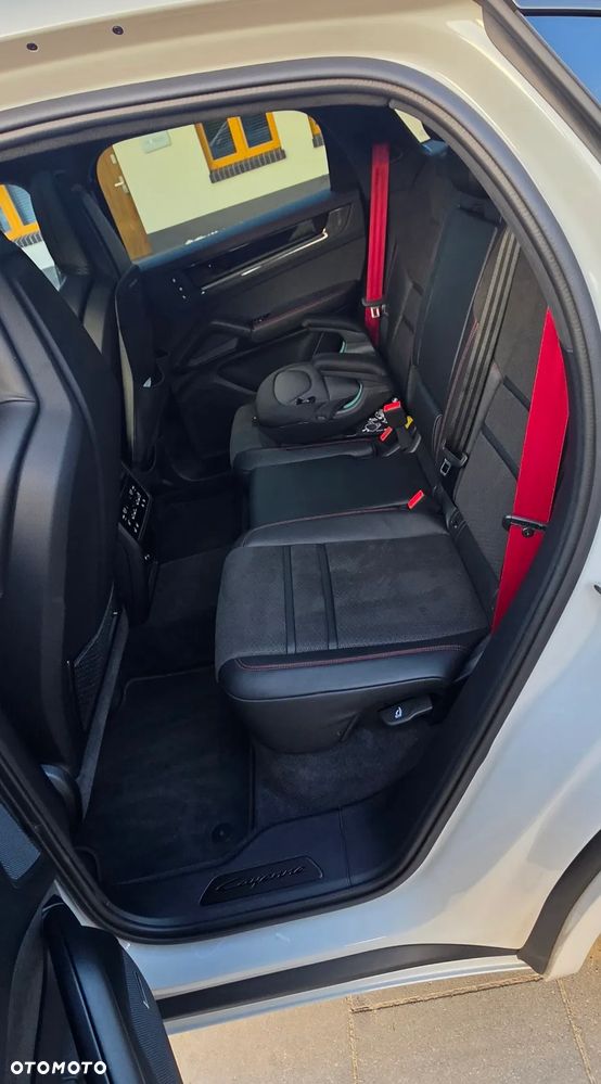 Porsche Cayenne - 13