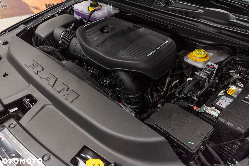 RAM 1500 - 14