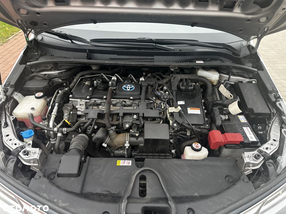 Toyota Corolla 1.8 Hybrid Comfort - 30