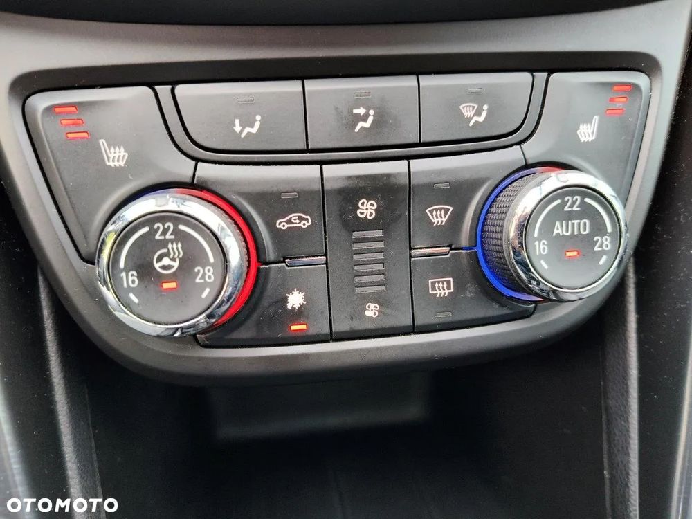 Opel Zafira 1.4 Turbo (ecoFLEX) Start/Stop Business Innovation - 26