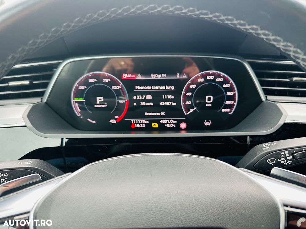 Audi e-tron Sportback S quattro - 18