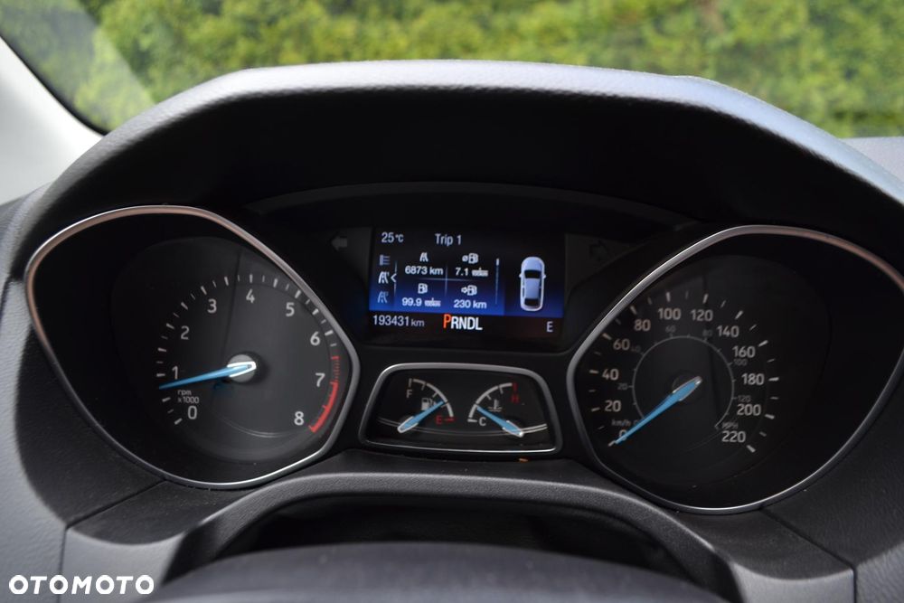 Ford Focus 1.6 Trend MPS6 - 24