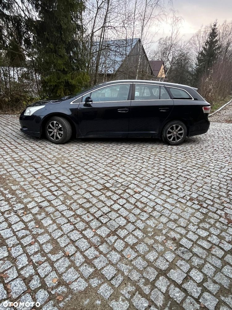 Toyota Avensis 2.0 D-4D Sol - 5