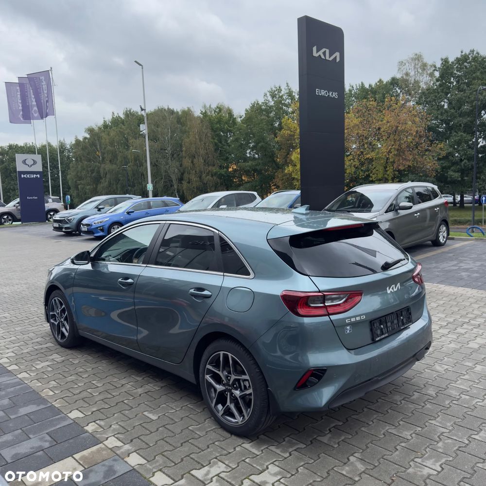 Kia Ceed 1.5 T-GDI Tribute DCT - 4
