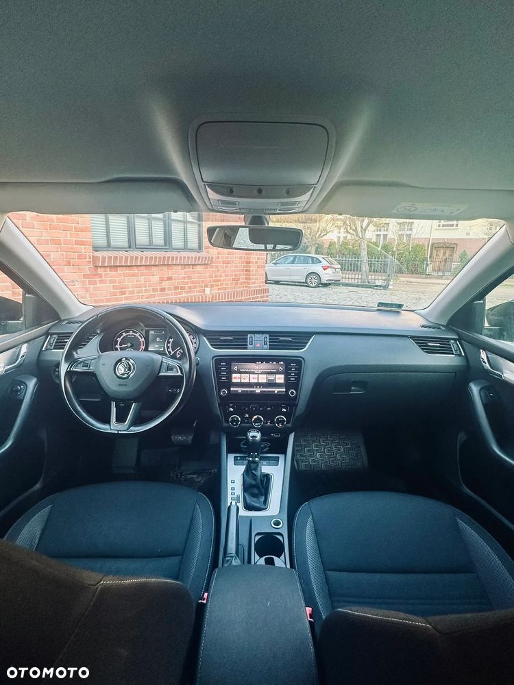 Skoda Octavia 2.0 TSI Ambition DSG - 12