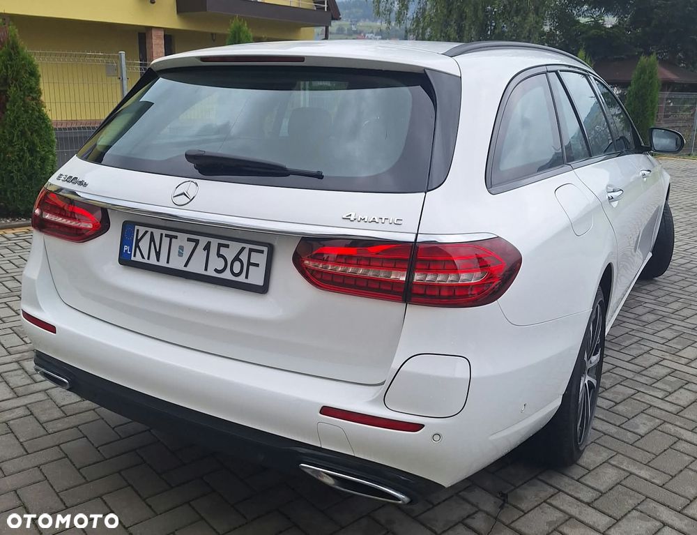 Mercedes-Benz Klasa E - 9