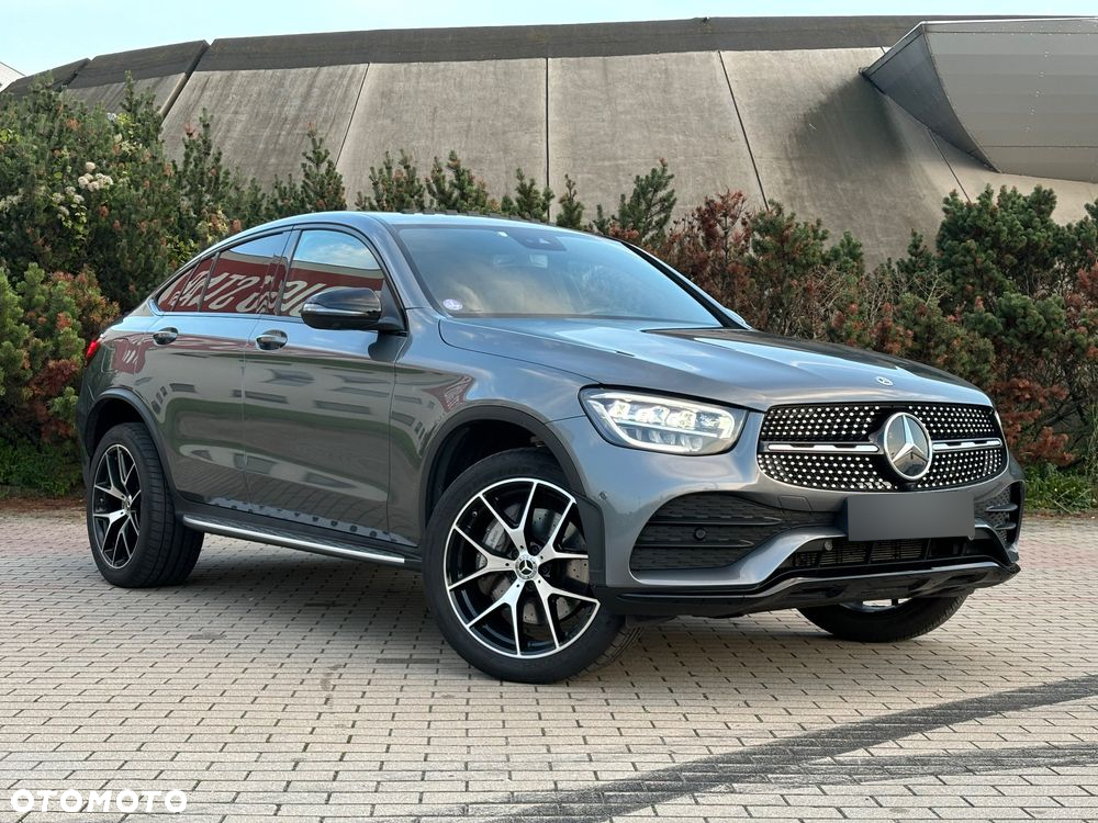 Mercedes-Benz GLC 300 e 4Matic 9G-TRONIC AMG Line - 7