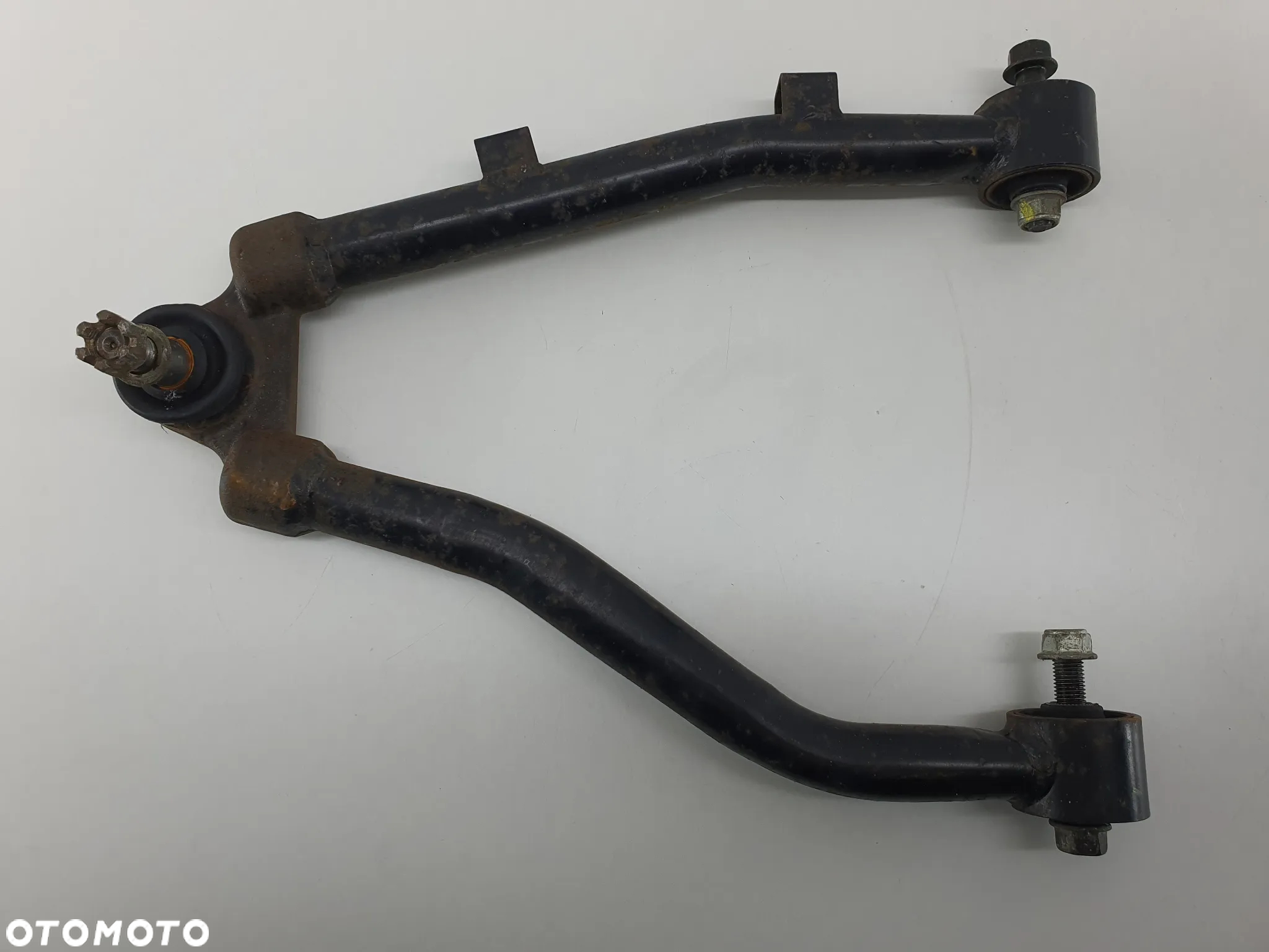 WAHACZ PRAWY PRZOD GORNY SWORZEN   TGB BLADE 550 - 7