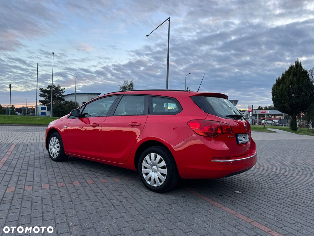 Opel Astra - 14