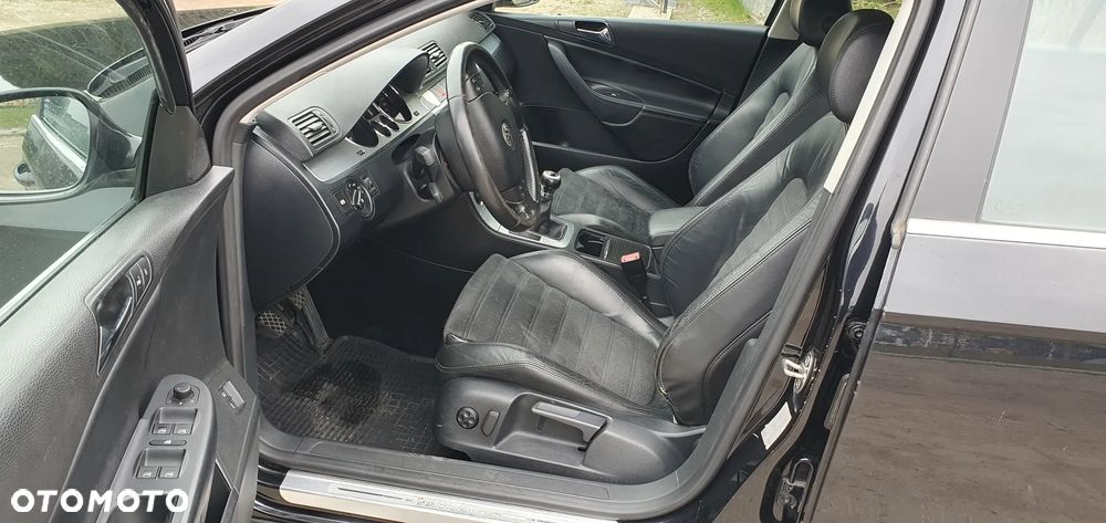 Volkswagen Passat 2.0 TDI DPF Sportline - 7