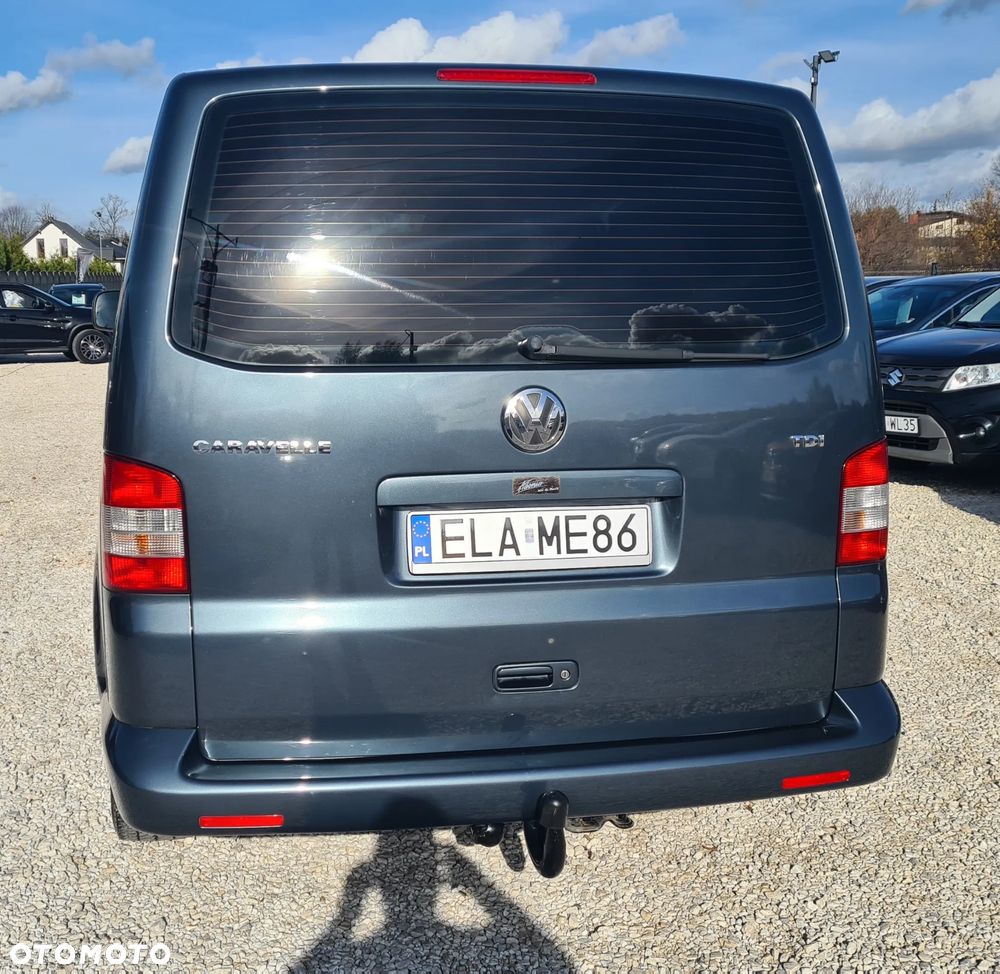 Volkswagen Caravelle - 13