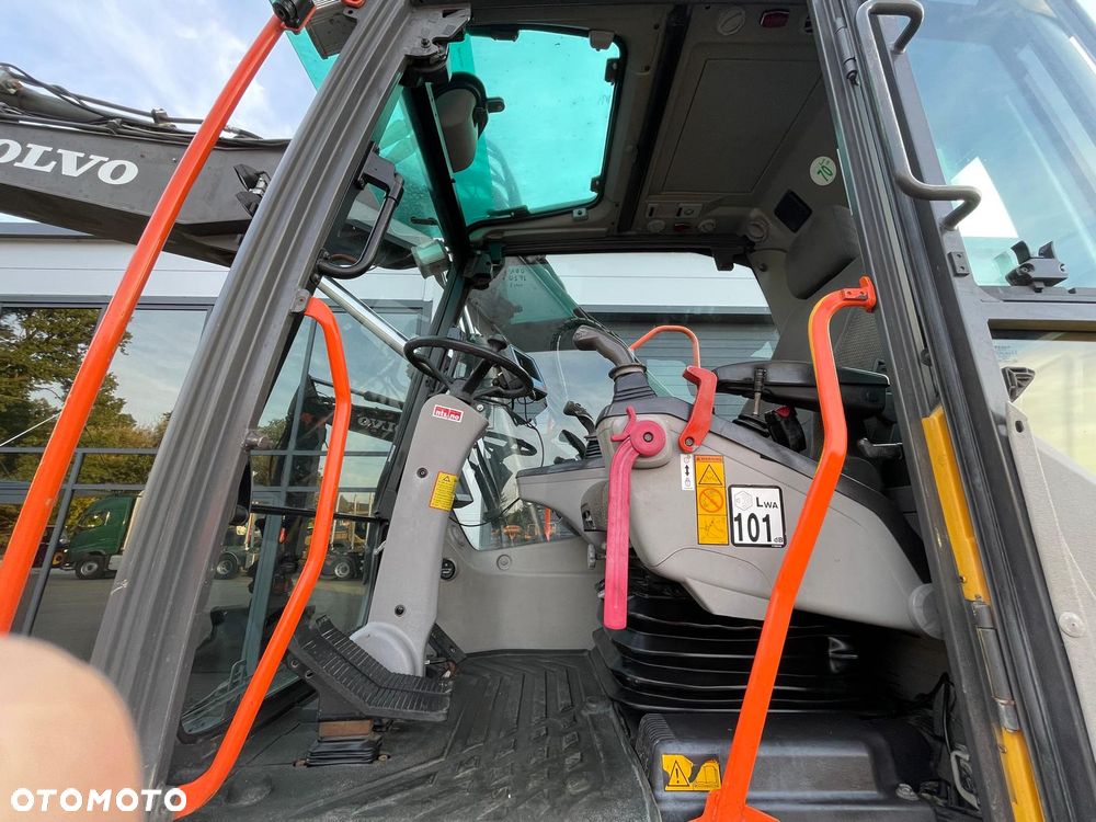 Volvo EW 160C - 8