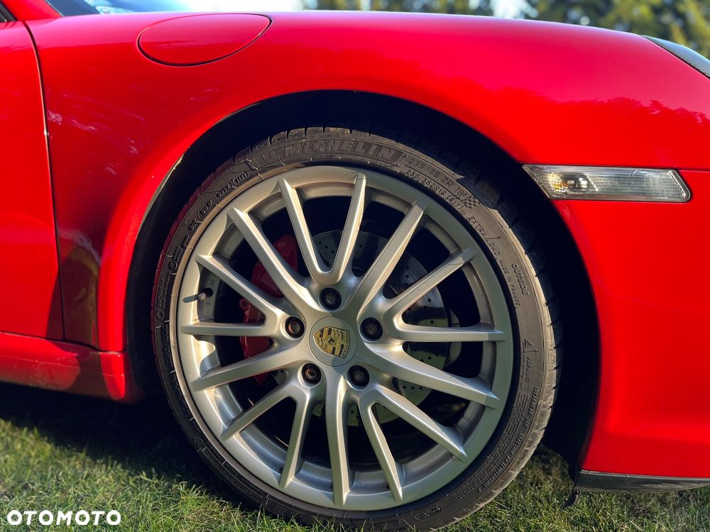 Porsche 911 Carrera S - 9