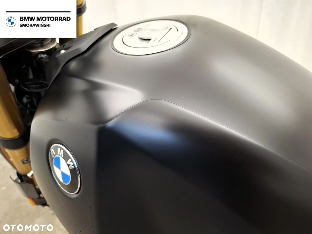 BMW R - 19