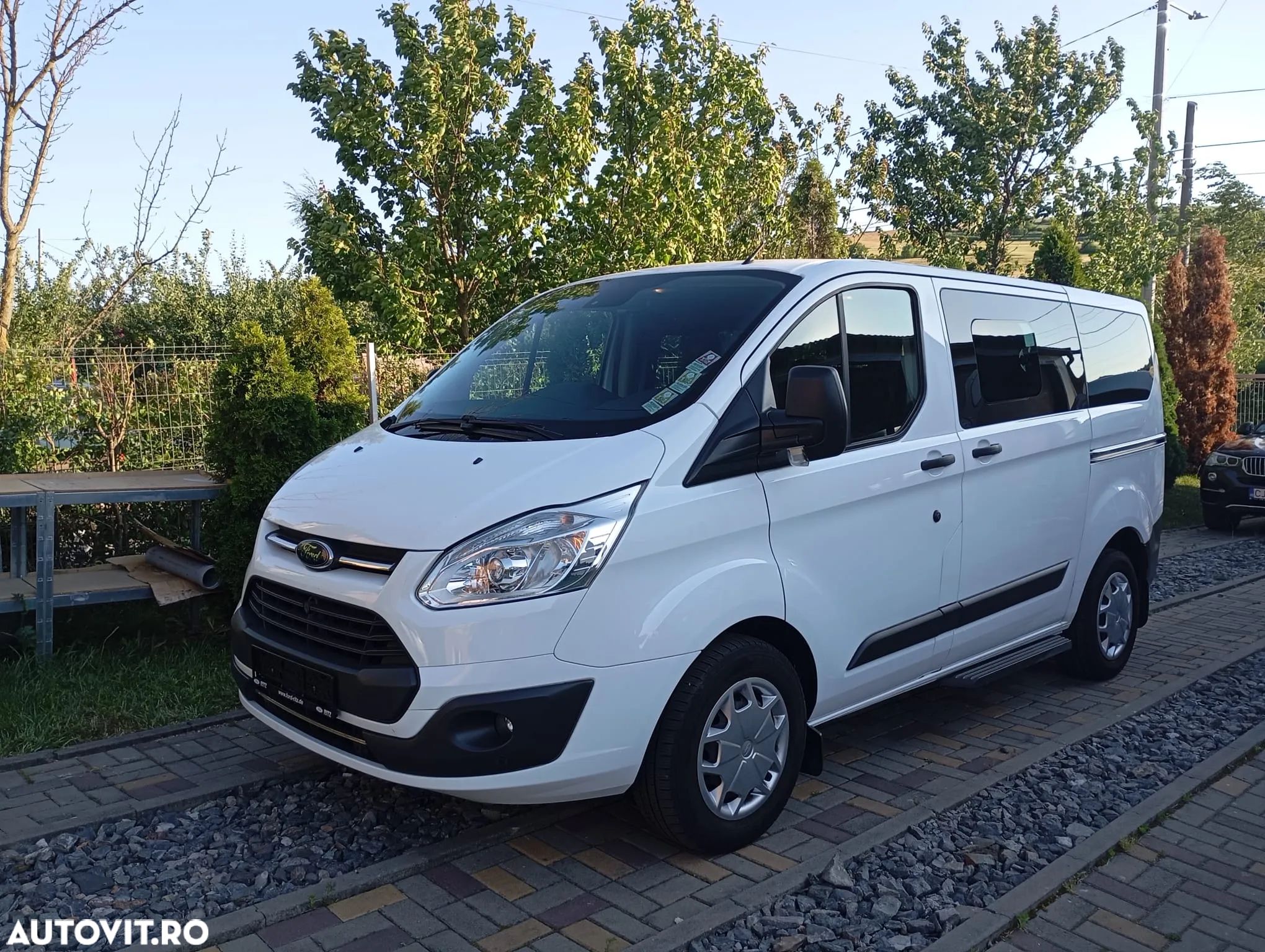 Ford Tourneo Custom Bus 320 2.0 EcoBlue 130 CP L1H1 Trend - 1