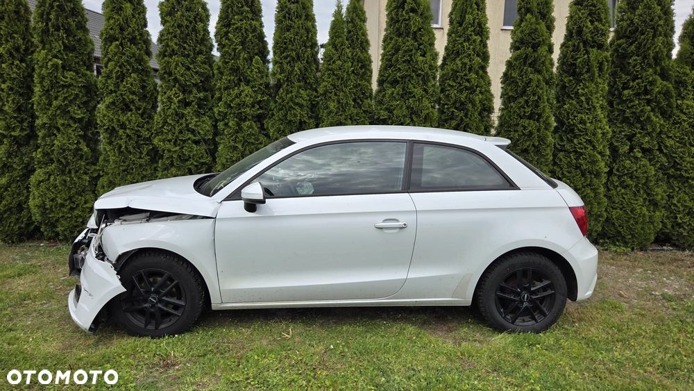 Audi A1 3-drzwiowe 1.0 TFSI ultra sport - 9