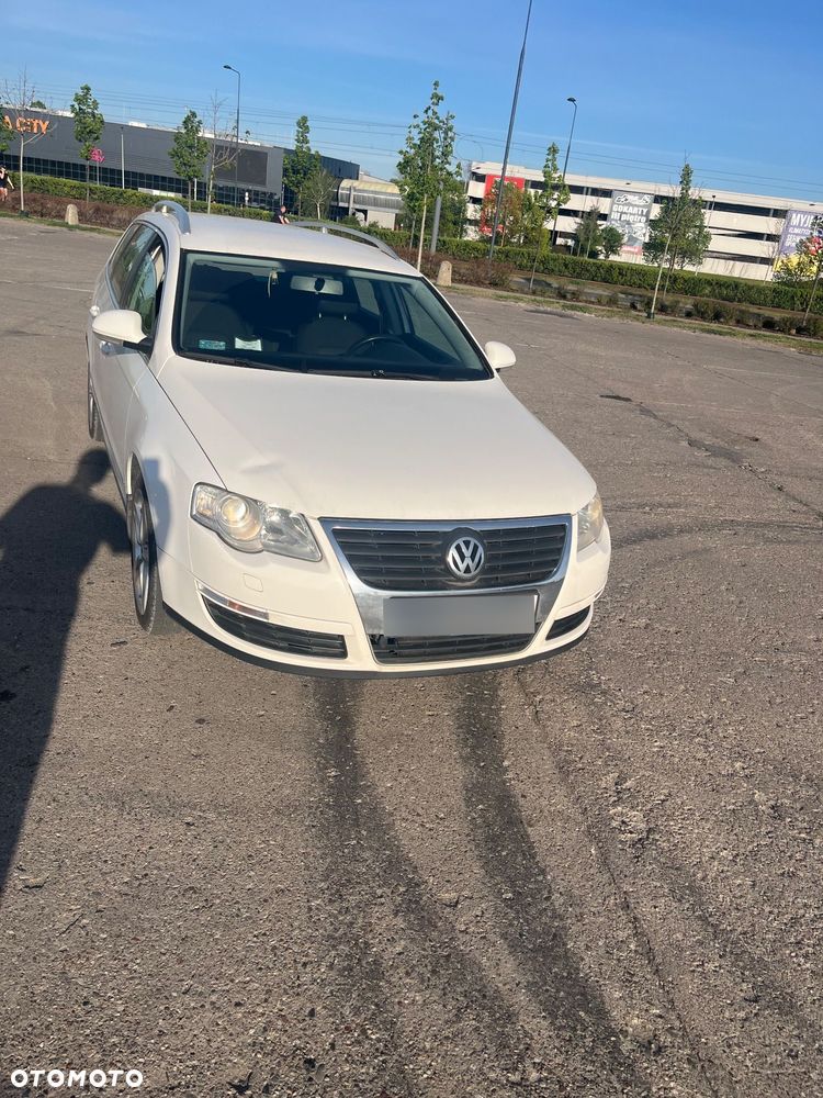 Volkswagen Passat 2.0 TDI DPF BlueMotion Technology Comfortline - 6