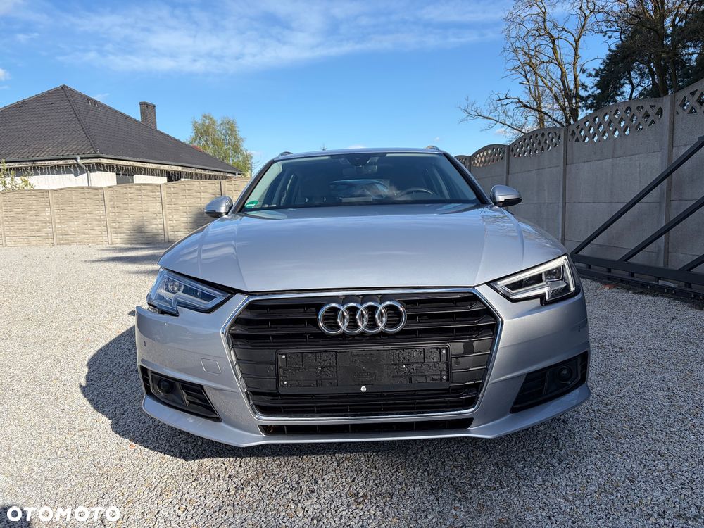 Audi A4 Avant 2.0 TFSI ultra Design S tronic - 2