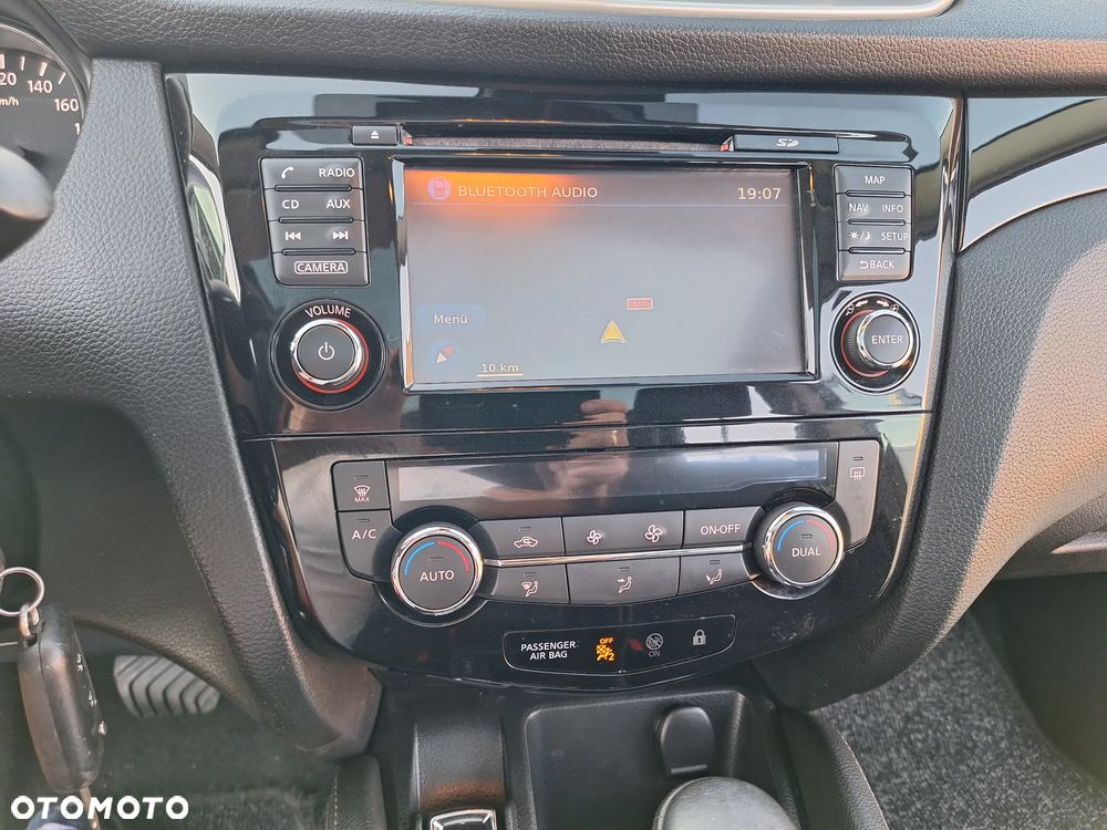 Nissan Qashqai 1.2 DIG-T Xtronic TEKNA - 19