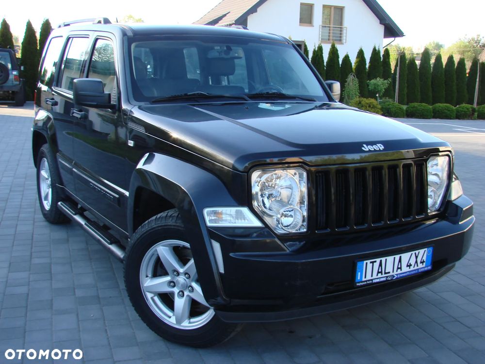 Jeep Cherokee - 4