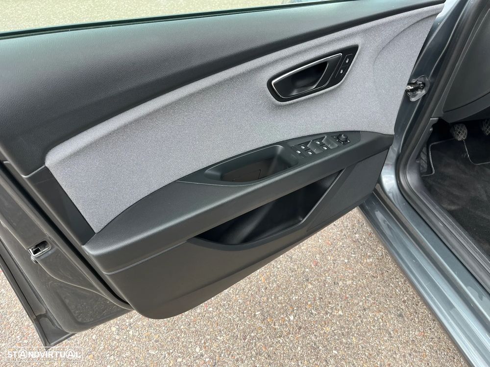 SEAT Leon ST 1.6 TDI Style S/S - 9