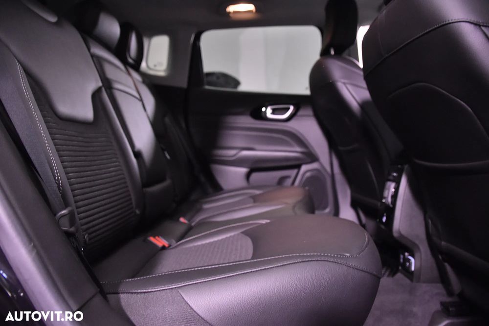 Jeep Compass 1.3T 4xe AT6 PHEV Limited - 12