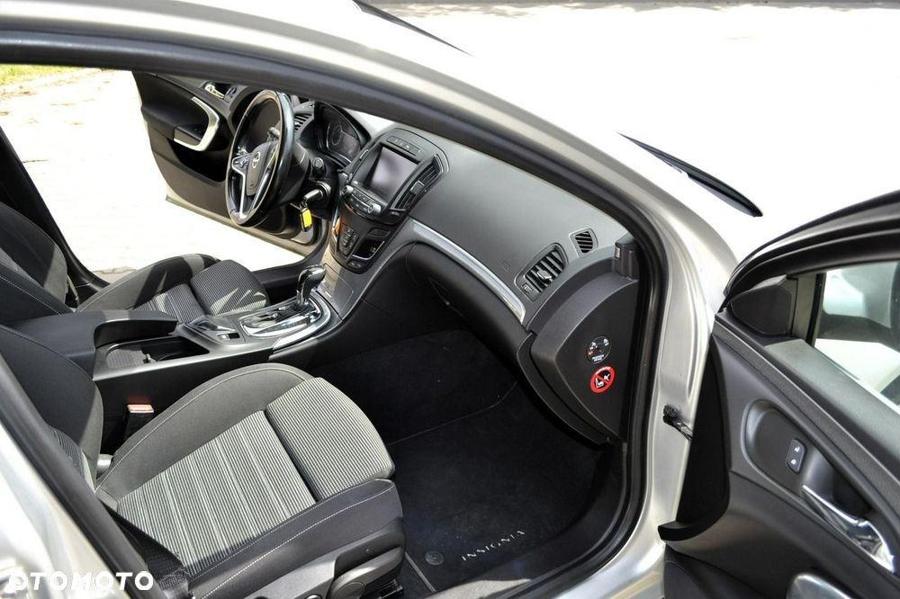 Opel Insignia 2.0 CDTI automatik Business Edition - 29