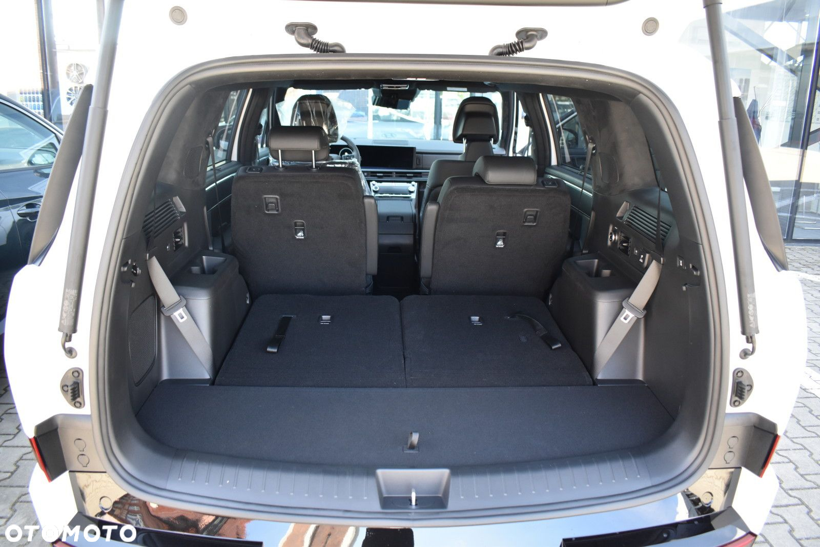 Hyundai Santa Fe - 24