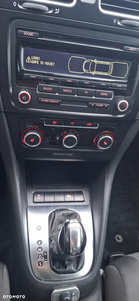 Volkswagen Golf 1.6 TDI Trendline DSG - 10
