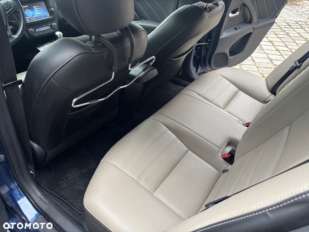Toyota Avensis 1.8 Selection - 13