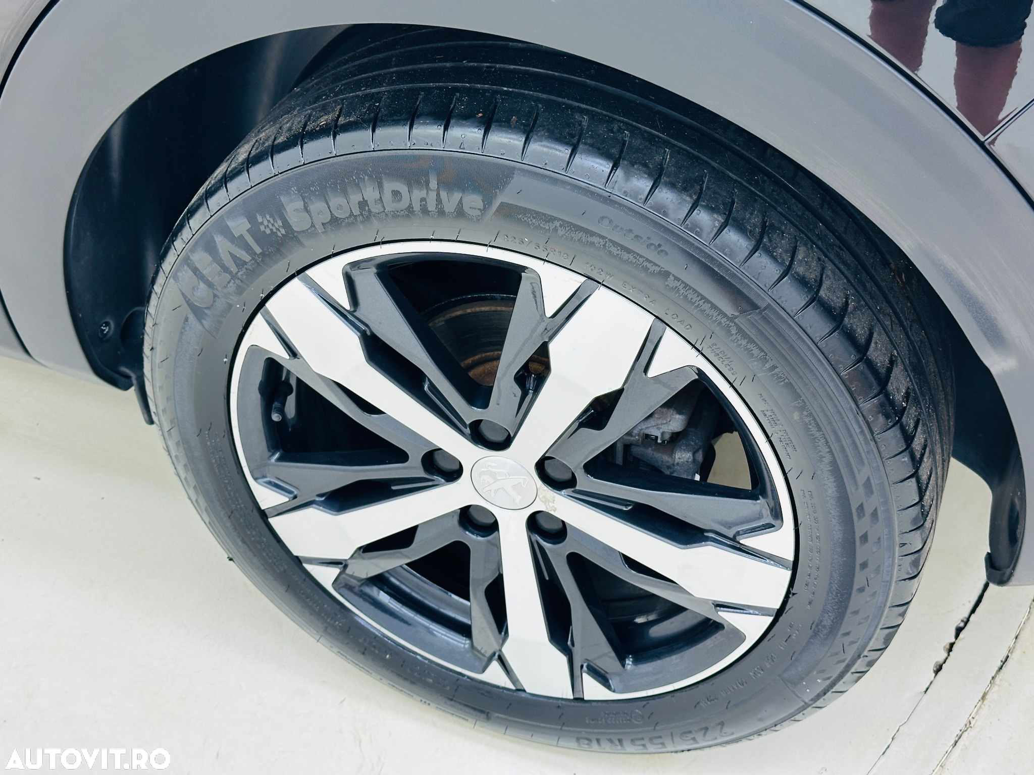 Peugeot 3008 PureTech 130 Stop & Start GPF Allure Pack - 10