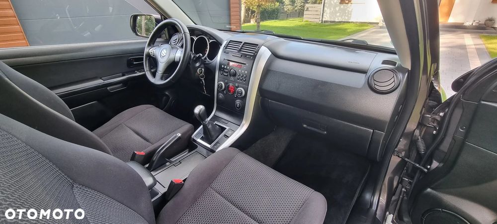 Suzuki Grand Vitara - 20