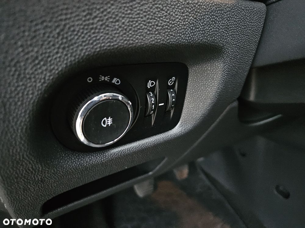 Opel Corsa - 13