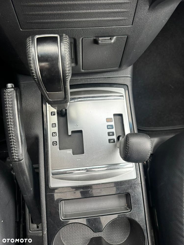 Mitsubishi Pajero 3.2 DI-D Automatik Diamant Edition - 11