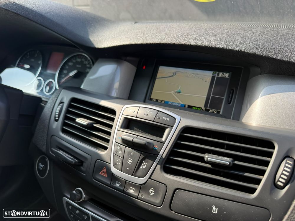 Renault Laguna 1.5 dCi Black Line 109g - 15