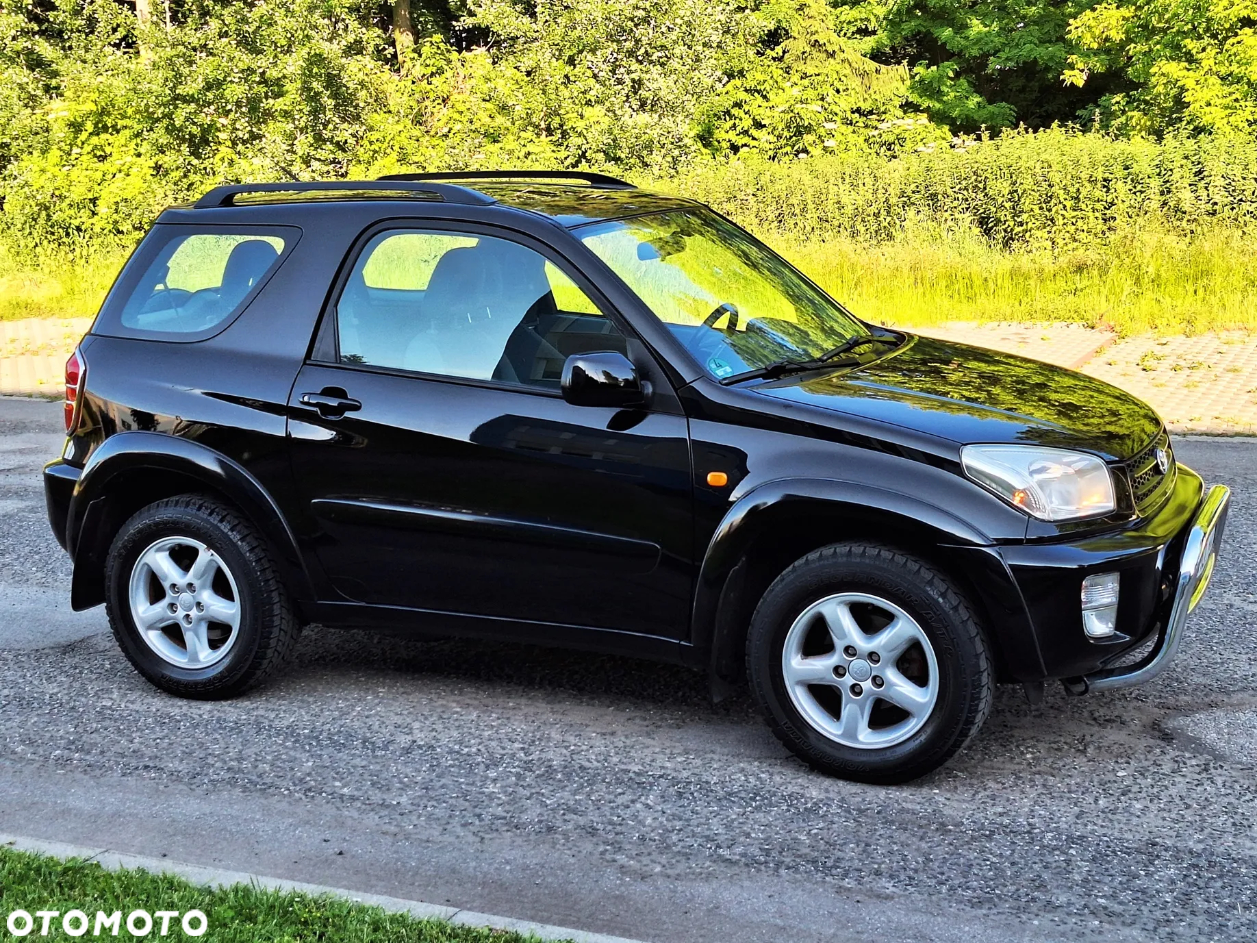 Toyota RAV4 - 11