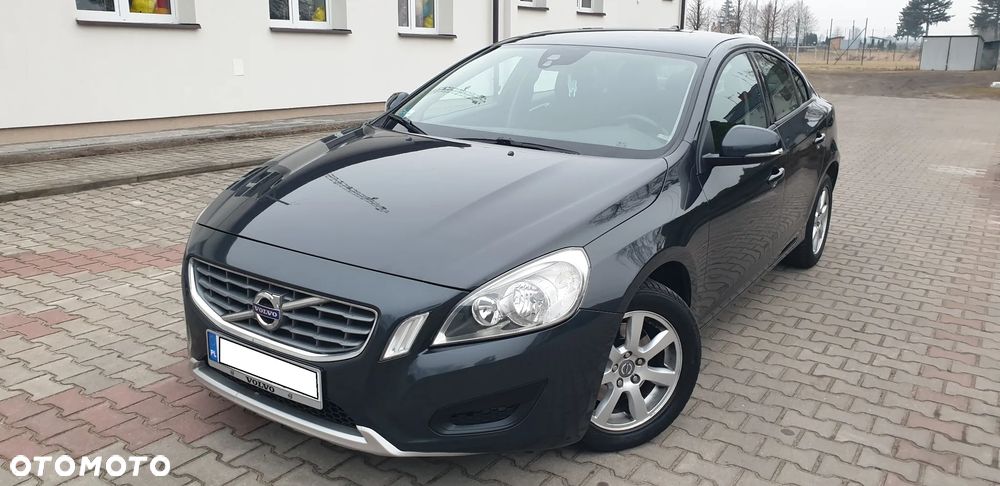 Volvo S60 D4 Edition - 1