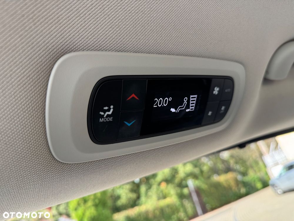 Chrysler Pacifica - 31