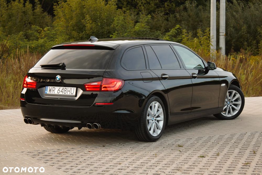 BMW Seria 5 528i Touring - 6
