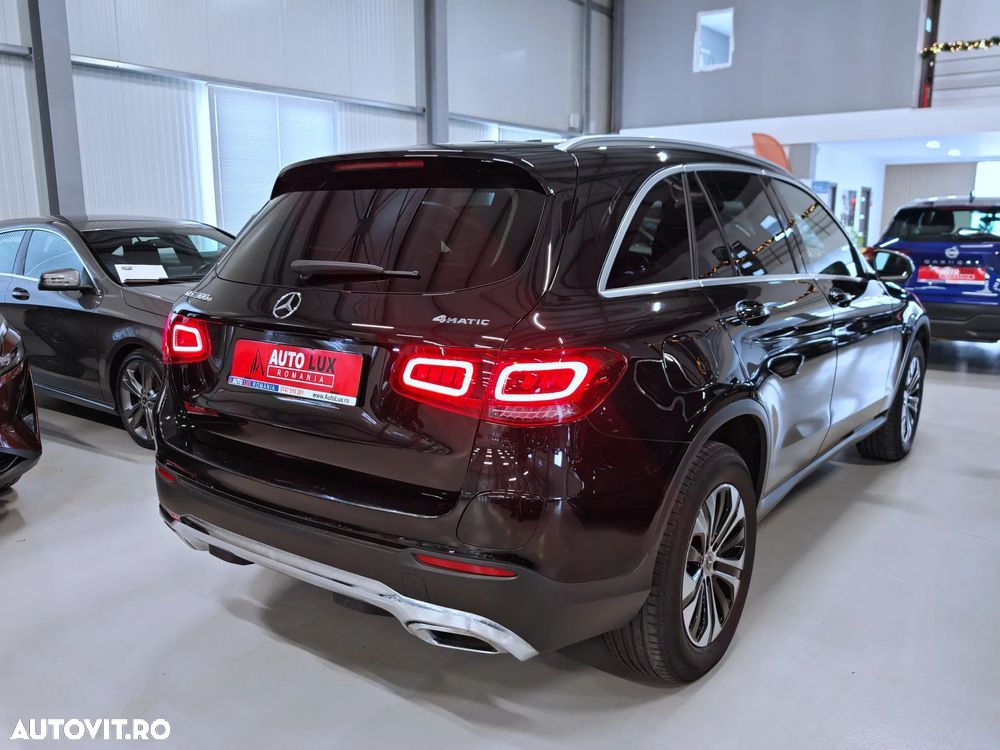 Mercedes-Benz GLC 300 de 4Matic 9G-TRONIC - 4