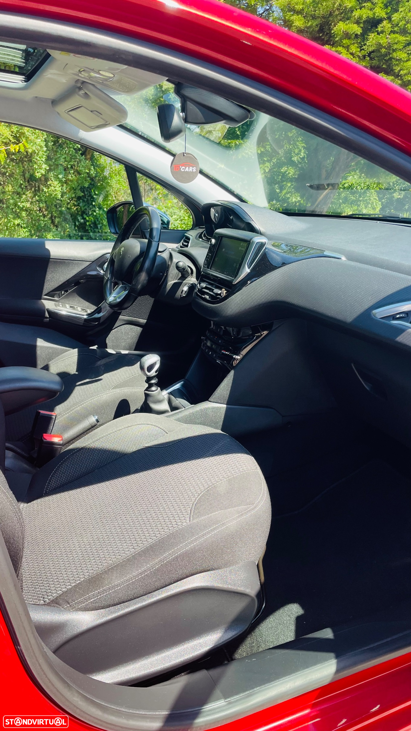 Peugeot 208 1.5 BlueHDi Allure - 19