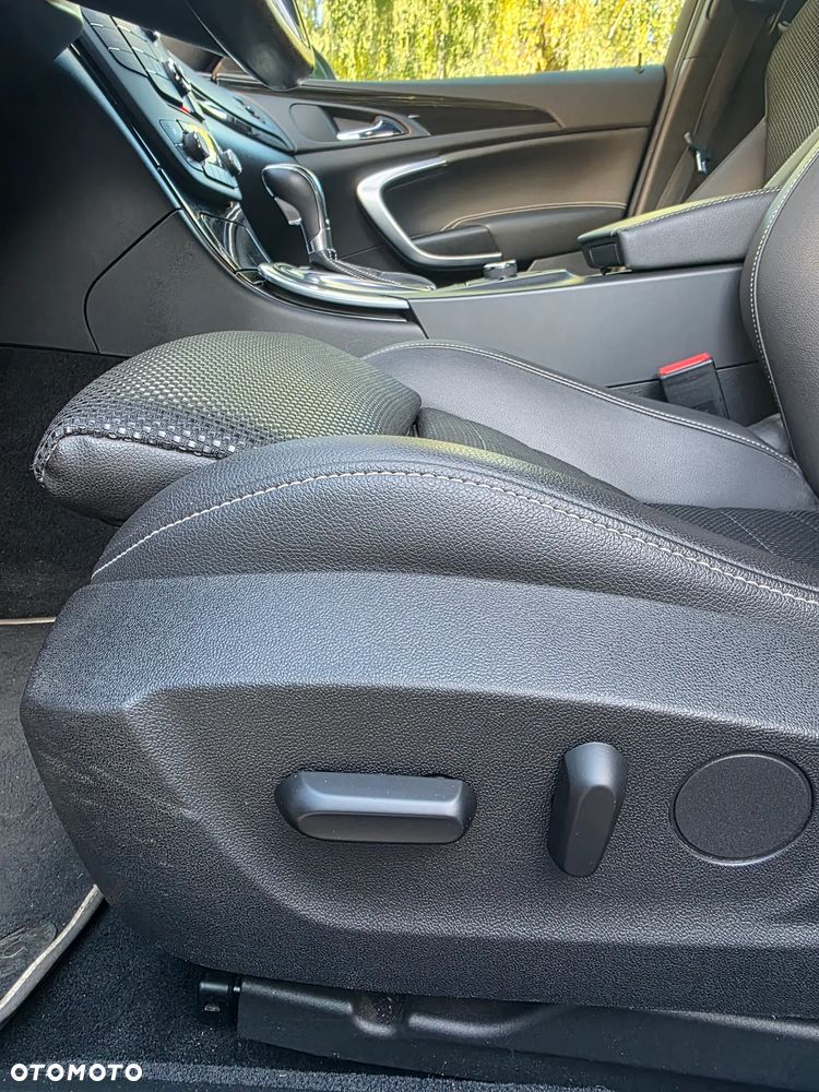 Opel Insignia 2.8 T V6 OPC - 15