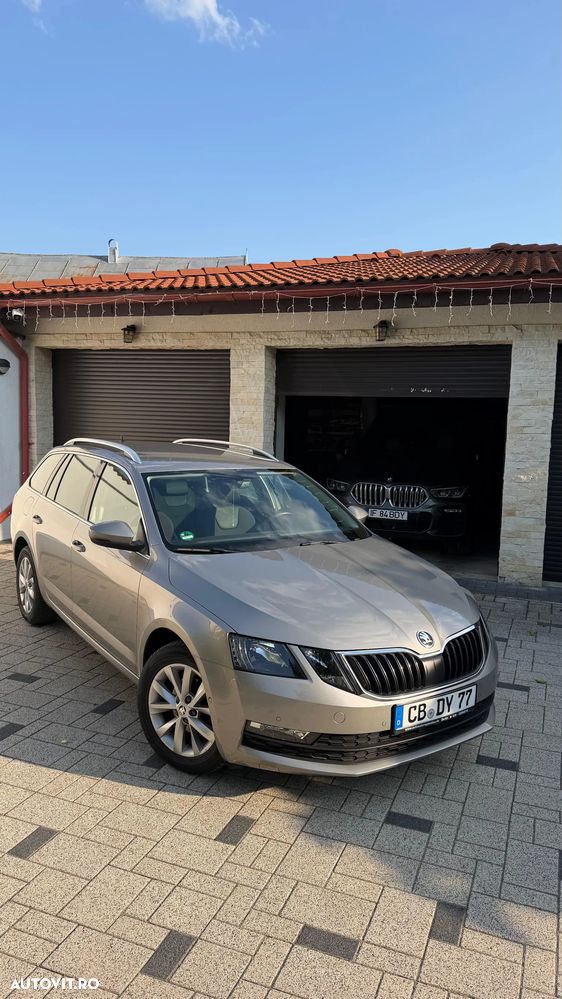 Skoda Octavia 1.6 TDI DSG Ambition - 10