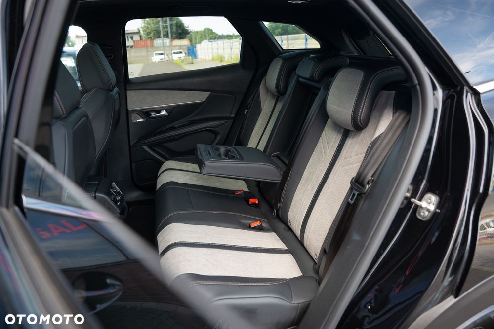 Peugeot 3008 1.6 PureTech Hybrid PHEV Allure Pack S&S EAT8 - 35