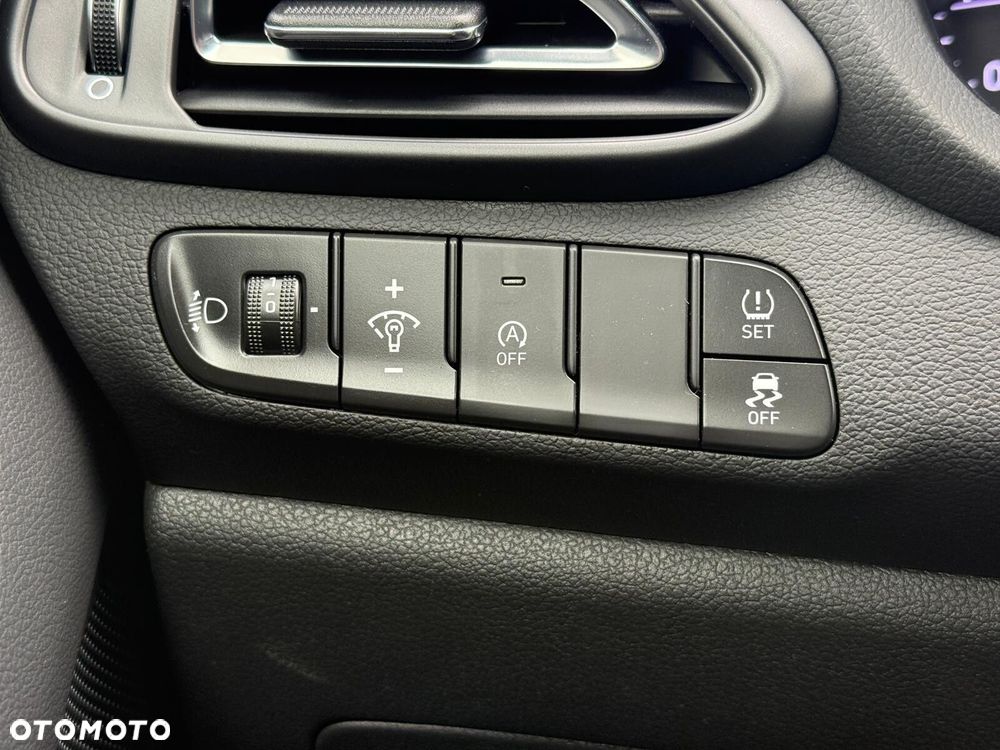 Hyundai i30 - 27