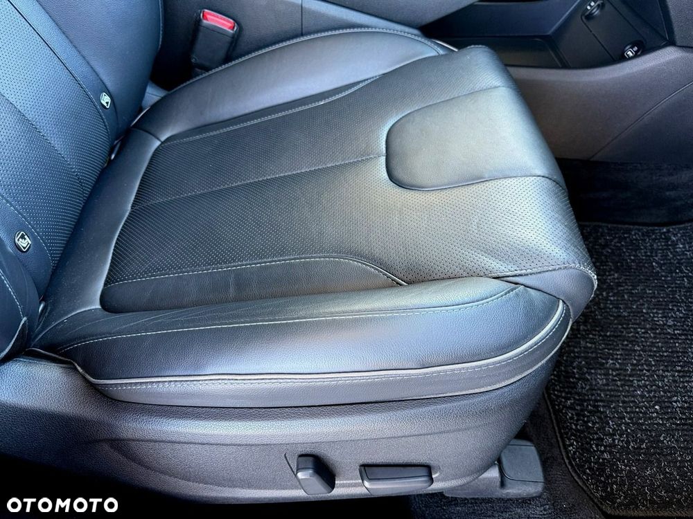 Hyundai Santa Fe - 28