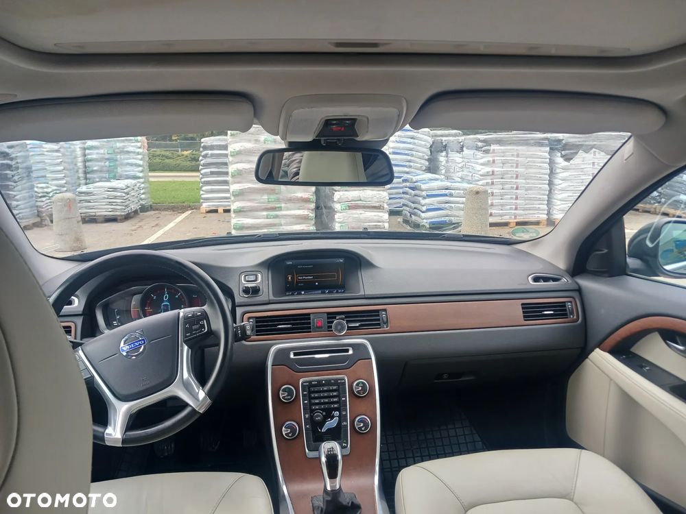 Volvo V70 D3 Kinetic - 22